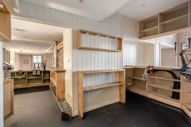 Monmouth Conservative Club, 15 Whitecross Street, Monmouth, NP25 3BY 9