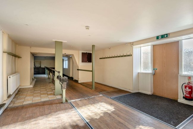 Monmouth Conservative Club, 15 Whitecross Street, Monmouth, NP25 3BY 9