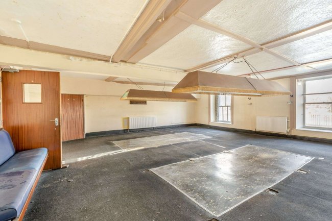 Monmouth Conservative Club, 15 Whitecross Street, Monmouth, NP25 3BY 9