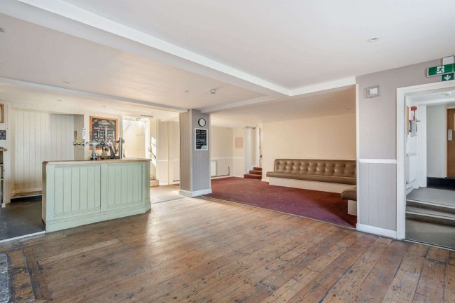 Monmouth Conservative Club, 15 Whitecross Street, Monmouth, NP25 3BY 9