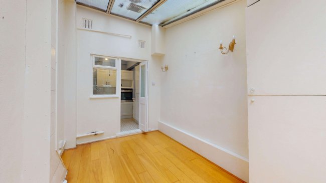 Flat A, 151 Cambridge Street, Pimlico, London, SW1V 4QB 6