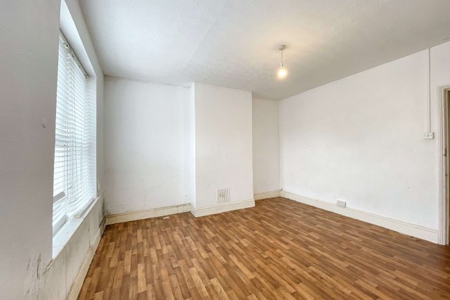 42 Stanley Park, Easton, Bristol, BS5 6DT 8