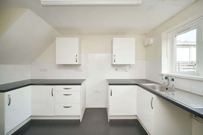 2 Sunnyside, Sulhamstead, Reading, Berkshire, RG7 4BG 5