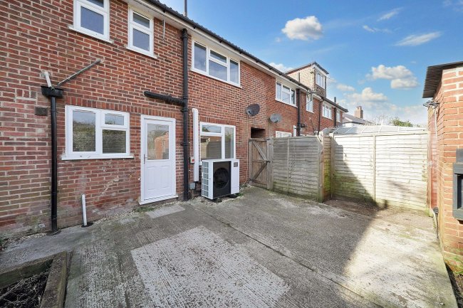 3 Sunnyside, Sulhamstead, Reading, Berkshire, RG7 4BG 6