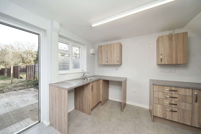 3 Sunnyside, Sulhamstead, Reading, Berkshire, RG7 4BG 6