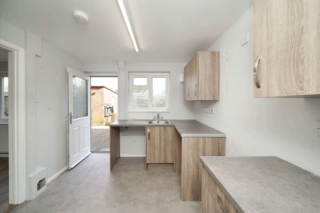 3 Sunnyside, Sulhamstead, Reading, Berkshire, RG7 4BG 6