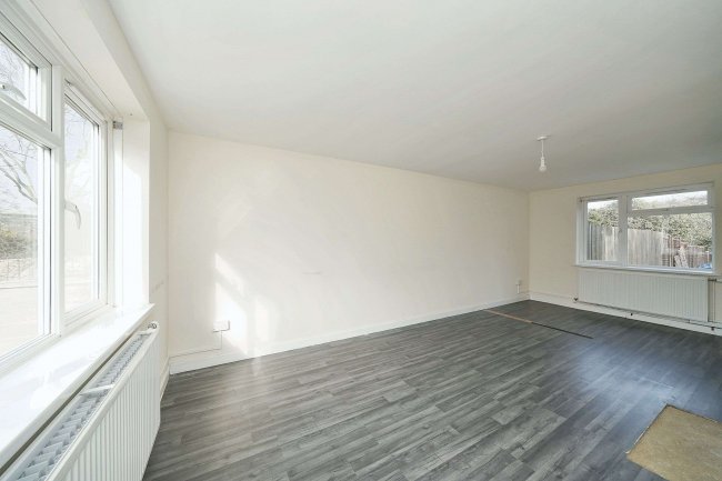 4 Sunnyside, Sulhamstead, Reading, Berkshire, RG7 4BG 6