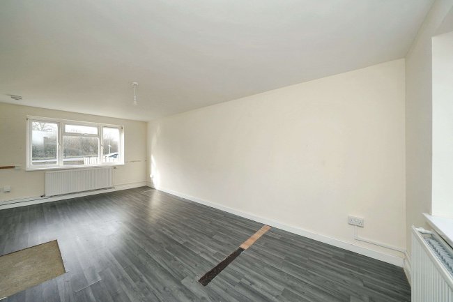 4 Sunnyside, Sulhamstead, Reading, Berkshire, RG7 4BG 6