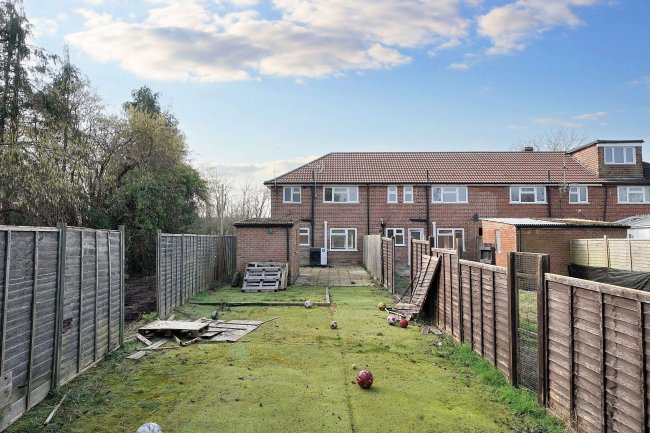 4 Sunnyside, Sulhamstead, Reading, Berkshire, RG7 4BG 6