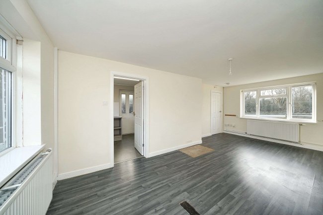 4 Sunnyside, Sulhamstead, Reading, Berkshire, RG7 4BG 6