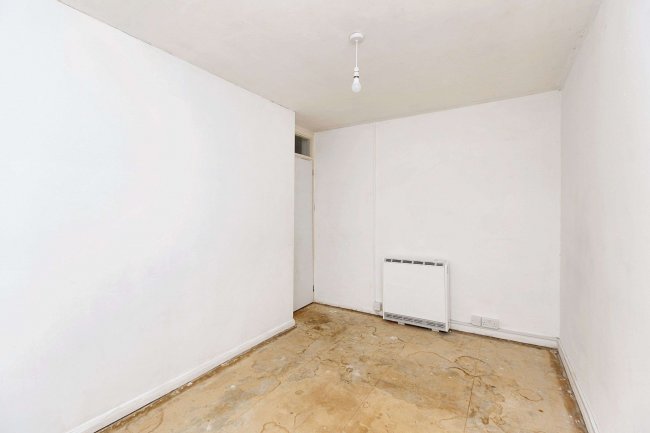 12 Marines Drive, Faringdon, Oxfordshire, SN7 7UG 6