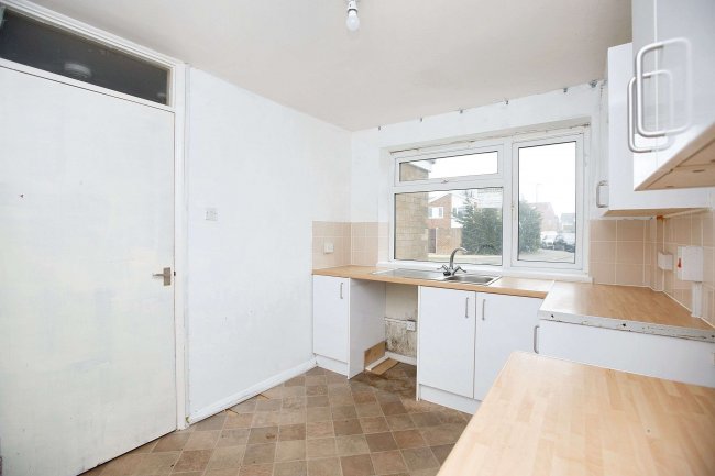 12 Marines Drive, Faringdon, Oxfordshire, SN7 7UG 6