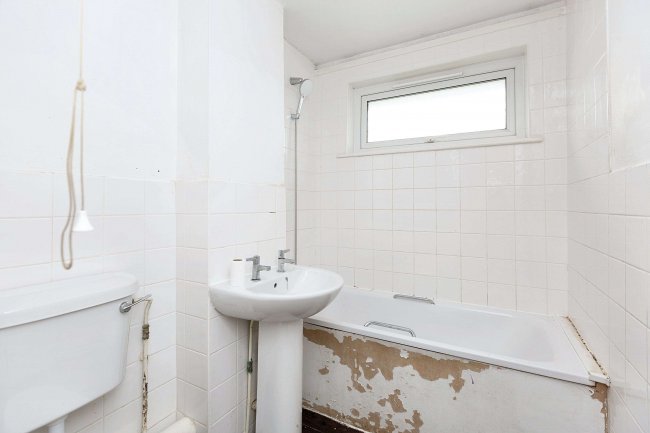 12 Marines Drive, Faringdon, Oxfordshire, SN7 7UG 6