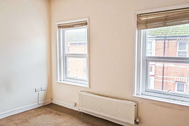 6 Market Street, Weymouth, Dorset DT4 8DD 7