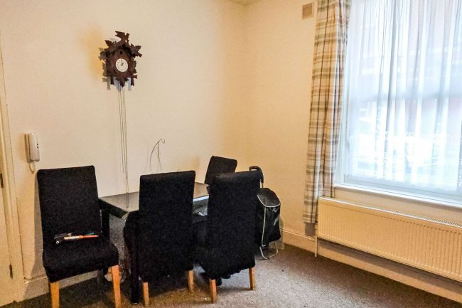 6 Market Street, Weymouth, Dorset DT4 8DD 7