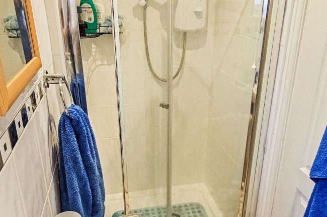 6 Market Street, Weymouth, Dorset DT4 8DD 7