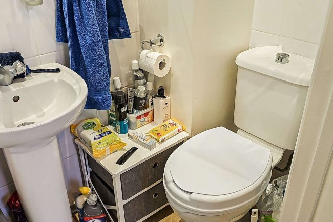 6 Market Street, Weymouth, Dorset DT4 8DD 7