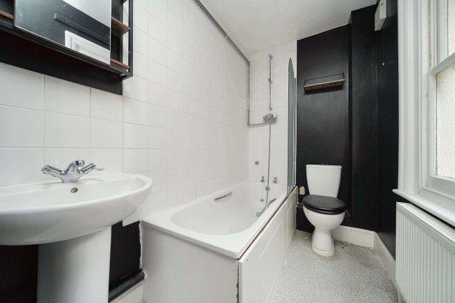 85A & 85B Stoke Road, Slough, Berkshire, SL2 5BJ 4