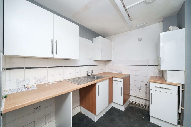 85A & 85B Stoke Road, Slough, Berkshire, SL2 5BJ 4