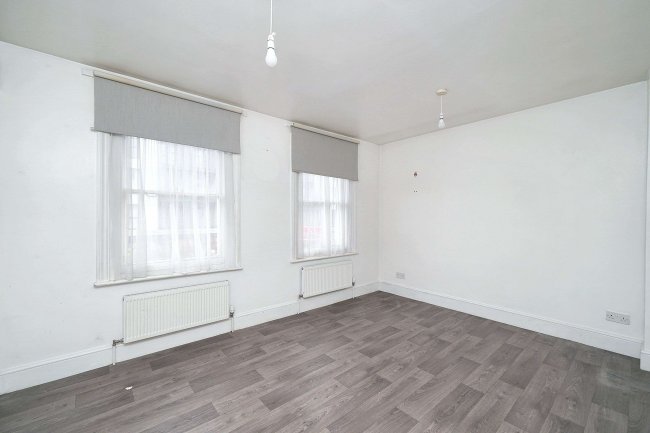 85A & 85B Stoke Road, Slough, Berkshire, SL2 5BJ 4