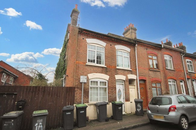 3 Tavistock Street, Luton, Bedfordshire, LU1 3UR 10