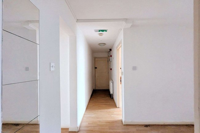 Flat 6, 69 Johnson Street, London, E1 0AQ 8