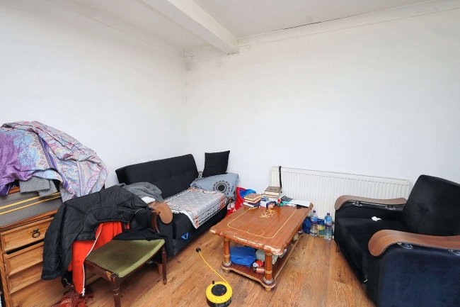 64 Leyburn Road, Edmonton, London, N18 2BQ 3