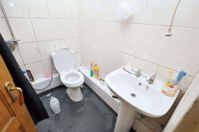 64 Leyburn Road, Edmonton, London, N18 2BQ 3