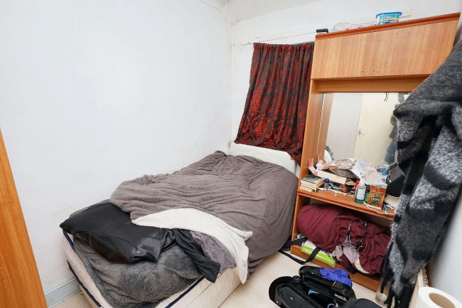 64 Leyburn Road, Edmonton, London, N18 2BQ 3