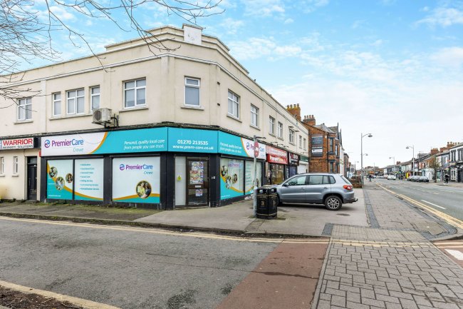 128 Nantwich Road, Crewe, Cheshire, CW2 6AX 8