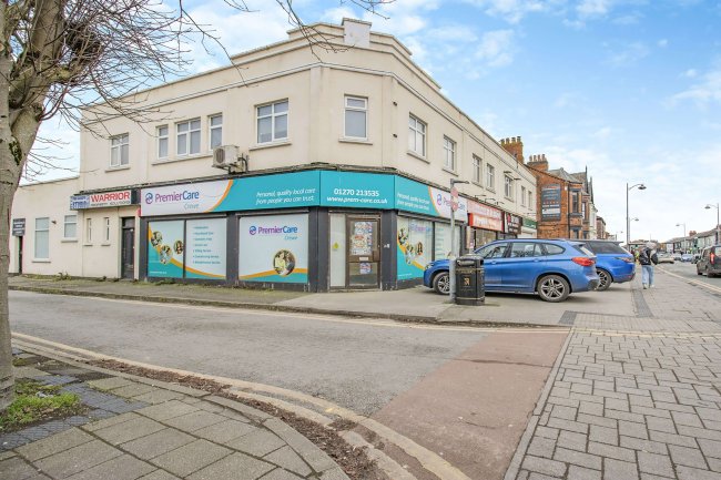 128 Nantwich Road, Crewe, Cheshire, CW2 6AX 8