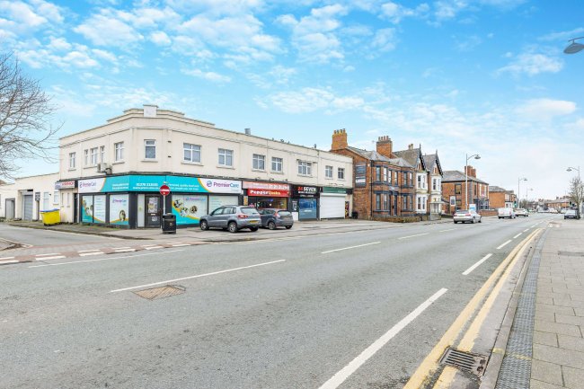 128 Nantwich Road, Crewe, Cheshire, CW2 6AX 8