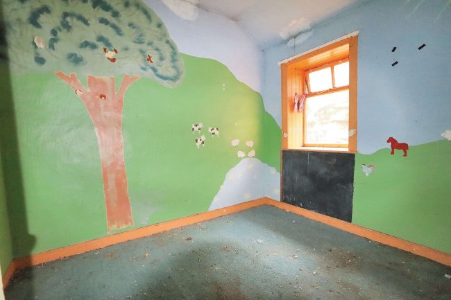 4 Hepworth Road, Jackson Bridge, Holmfirth, West Yorkshire, HD9 1ET 9