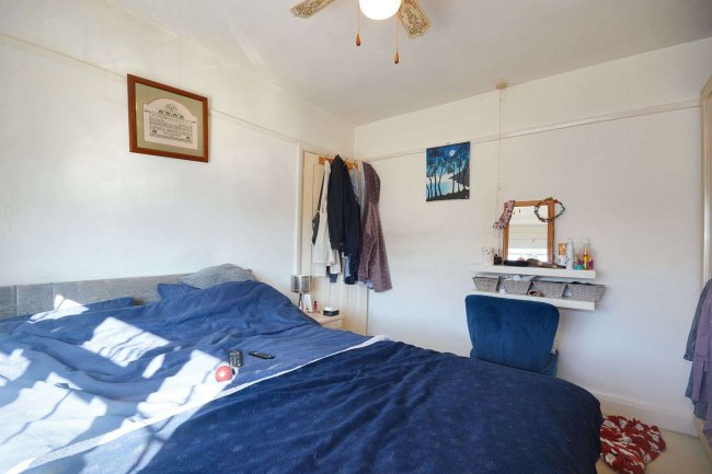 24 Woodland Road, Maple Cross, Rickmansworth WD3 9SU 5