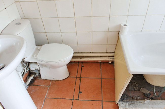 112 High Street, Wouldham, Rochester, ME1 3UN 10