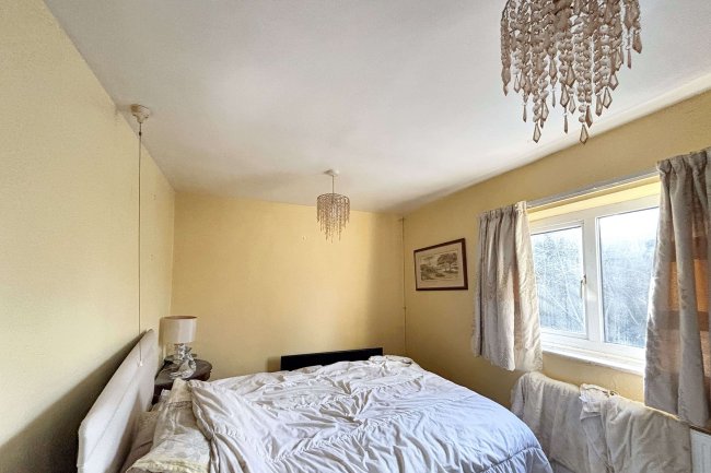 East Bungalow, Silsden Reservoir, High Brunthwaite, Silsden, Keighley, BD20 0NH 2