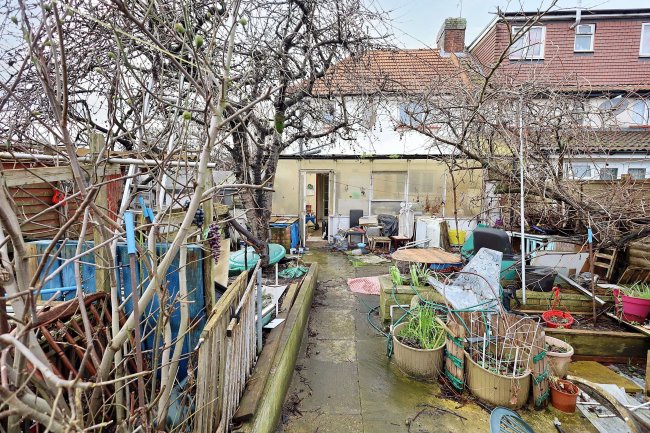 276 Uxbridge Road, Slough, Berkshire, SL2 5NY 1