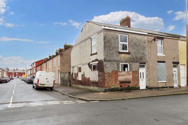 68 Victoria Street, Fleetwood FY7 6EJ 4