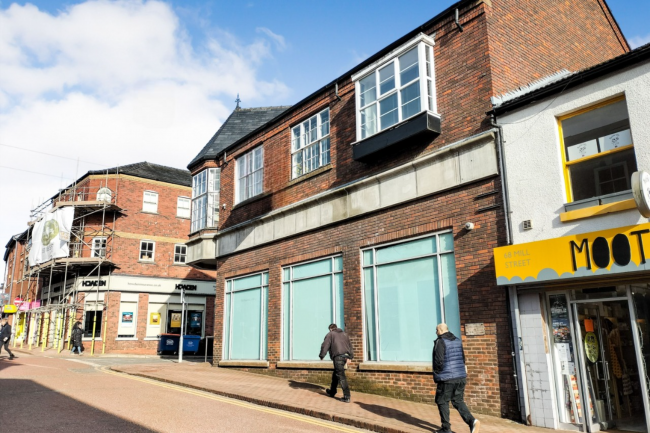 Former Lloyds Bank, 64-66 Mill Street, Cheshire, Macclesfield SK11 6NH 6