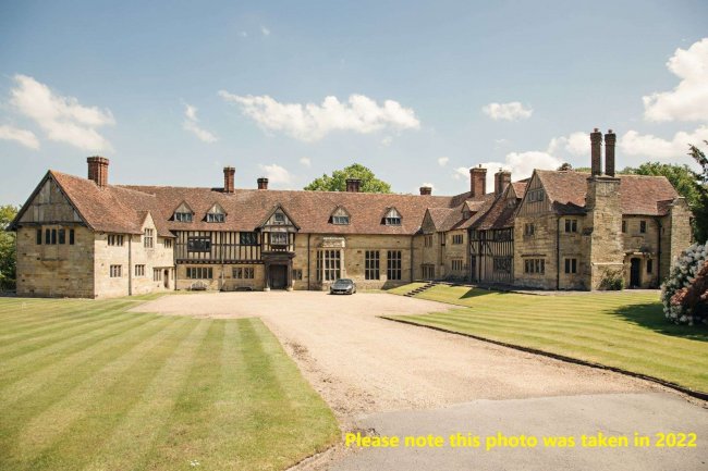 Homestall Manor, Homestall Road, Ashurst Wood, East Grinstead, RH19 3PG 2