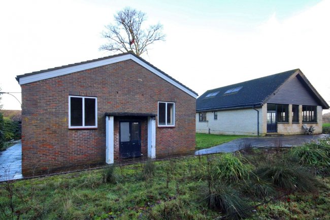 Homestall Manor, Homestall Road, Ashurst Wood, East Grinstead, RH19 3PG 2