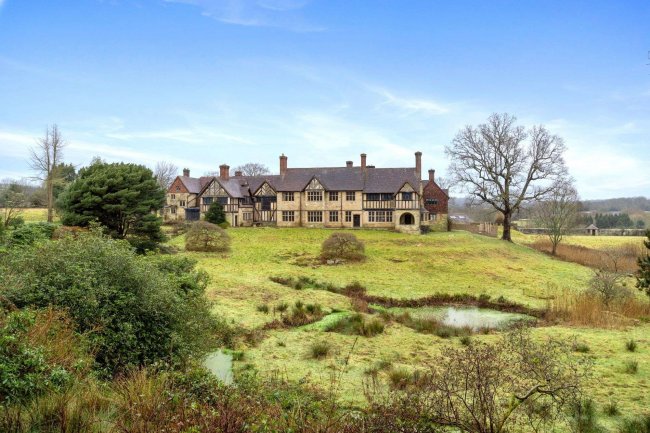 Homestall Manor, Homestall Road, Ashurst Wood, East Grinstead, RH19 3PG 2