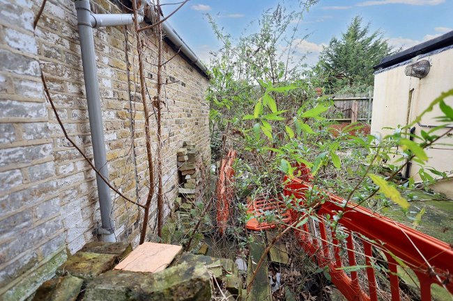 194A Bravington Road, Queens Park, London, W9 3AP 10