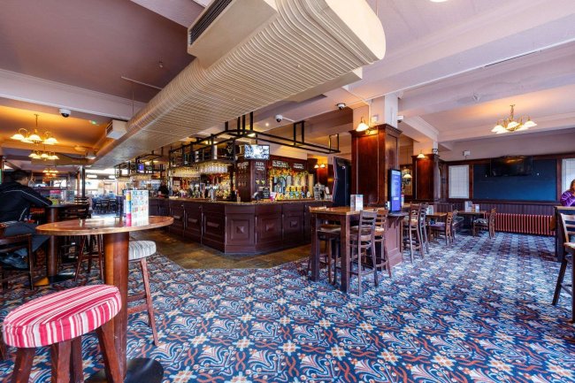 The Toll Gate, 26 – 30 Turnpike Lane, Hornsey, London, N8 0PS 9