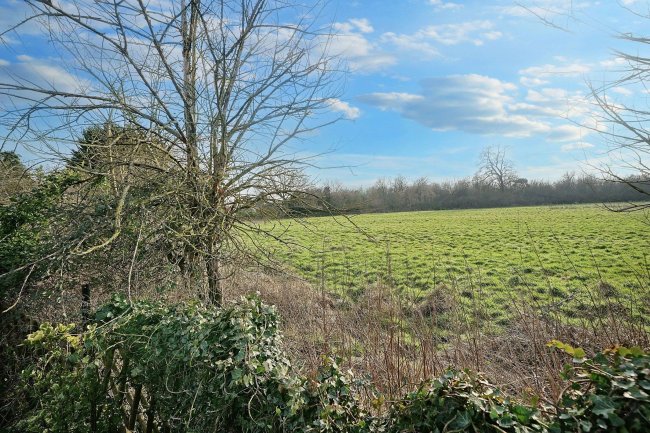 1 Barn Close, Denchworth, Wantage, Oxfordshire, OX12 0EZ 10