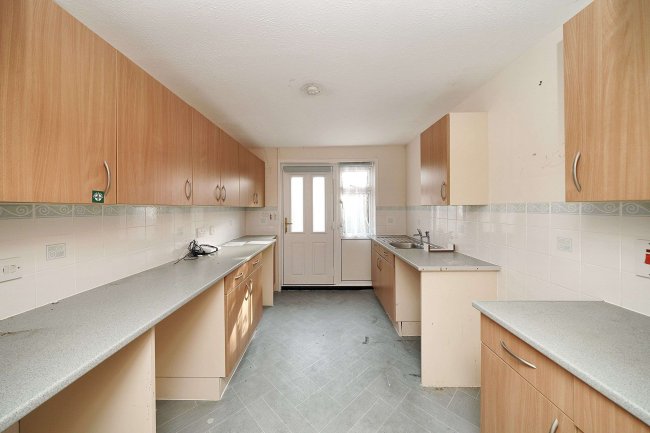 25 Brookside, East Hanney, Wantage, Oxfordshire, OX12 0JL 4