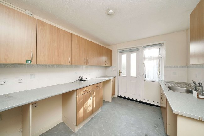 25 Brookside, East Hanney, Wantage, Oxfordshire, OX12 0JL 4