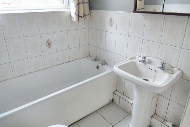 1 The Holme, Calder Vale, Preston, Lancashire, PR3 1SB 5