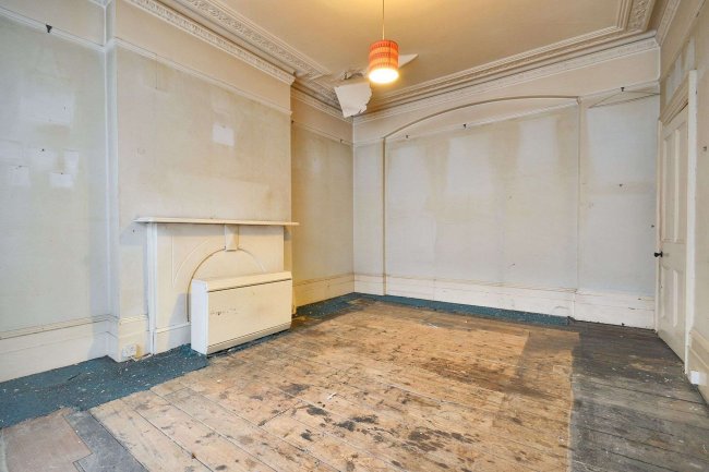 Flat 1, 27 Birchington Road, London NW6 4LL 1