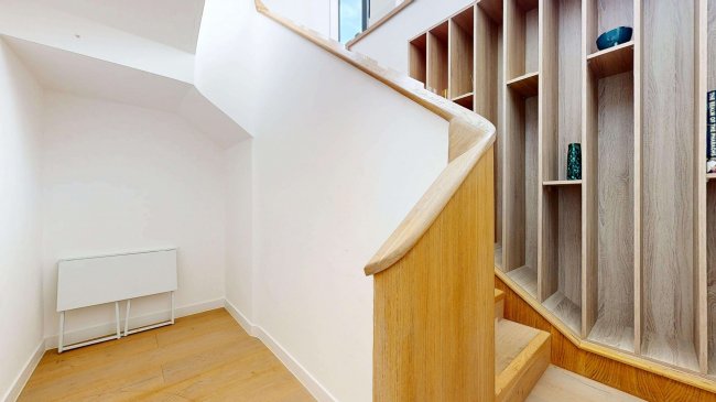 Flat 38, City Approach, 190 City Road, Islington, London, EC1V 2QH 2